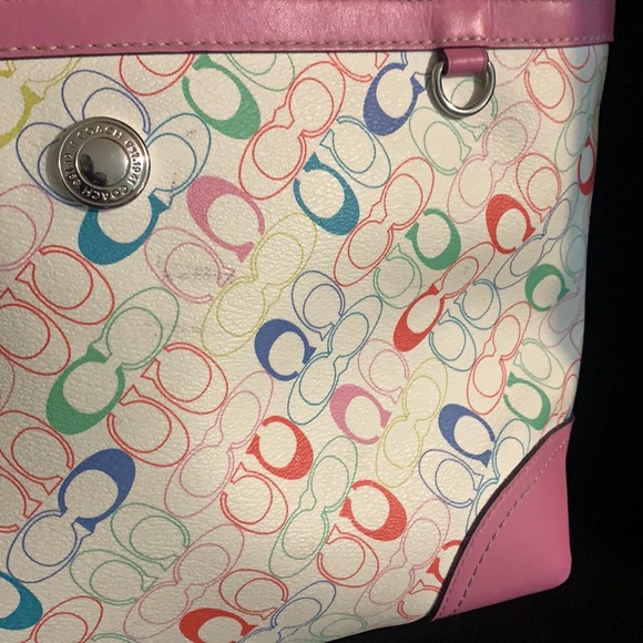 Pink and Cream Vintage Coach Bag - Picture 4 of 15
